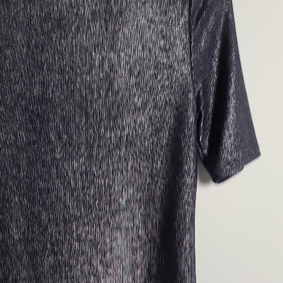 FORE Blue Shimmer Metallic Women's Short Sleeve Top Size Large - Picture 13 of 16